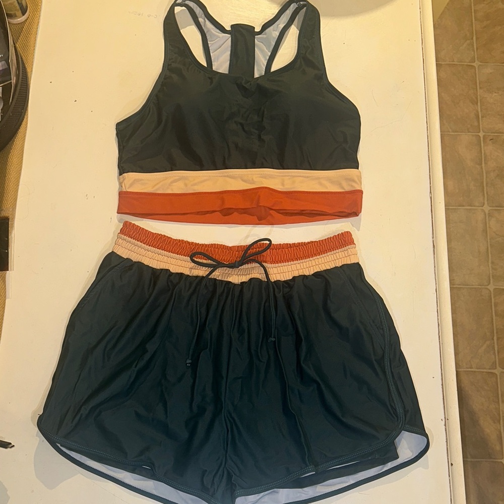 Stylish Women's Swim Set in Green and Orange